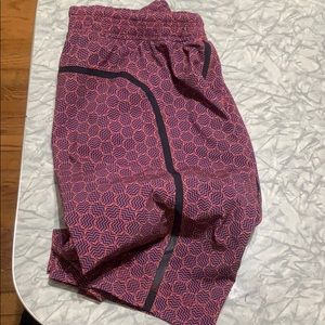 Men’s medium lululemon shorts